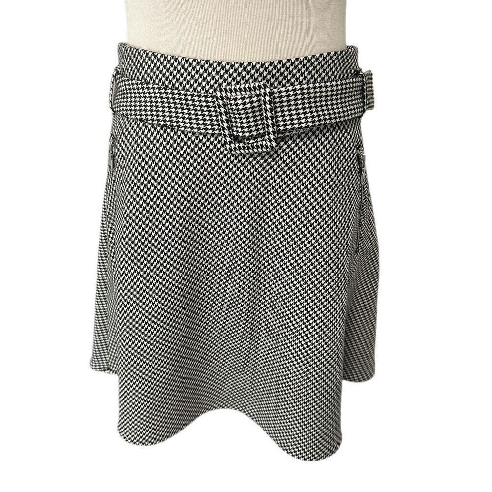 New! Express Black and White Houndstooth Skater Skirt Sz 8
